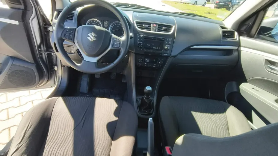 SUZUKI Swift -