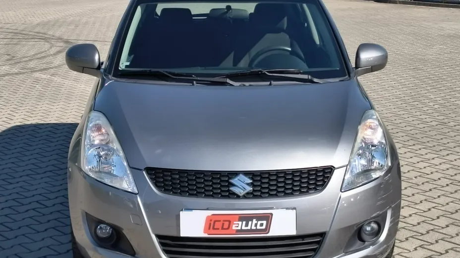 SUZUKI Swift -