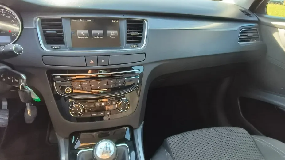 PEUGEOT 508 -