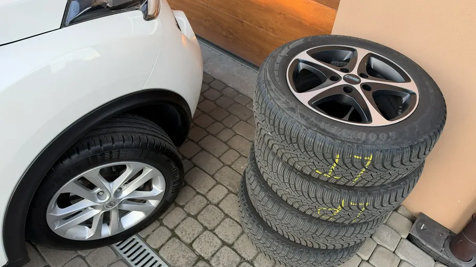 NISSAN Juke -