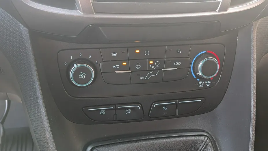 FORD Transit Connect -