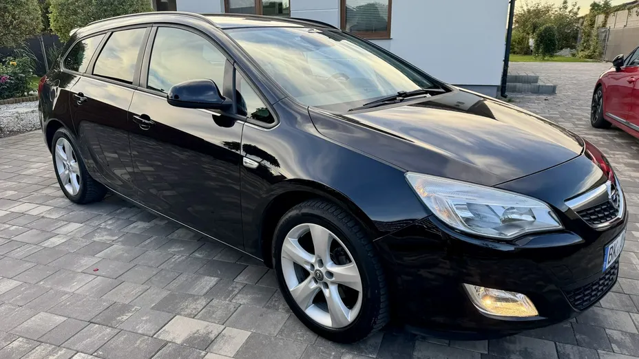 OPEL Astra -