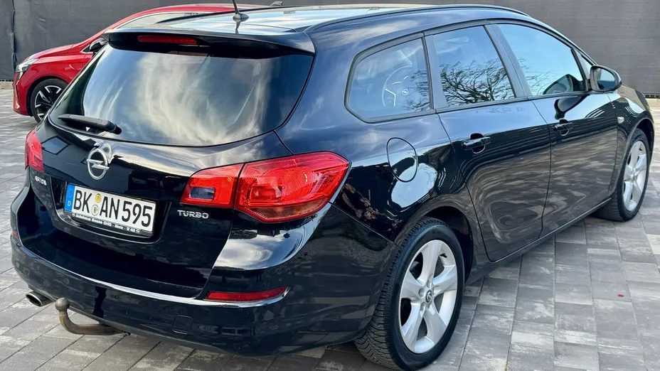 OPEL Astra -