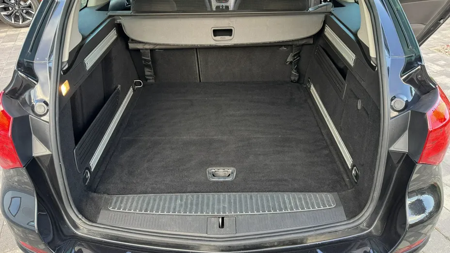 OPEL Astra -