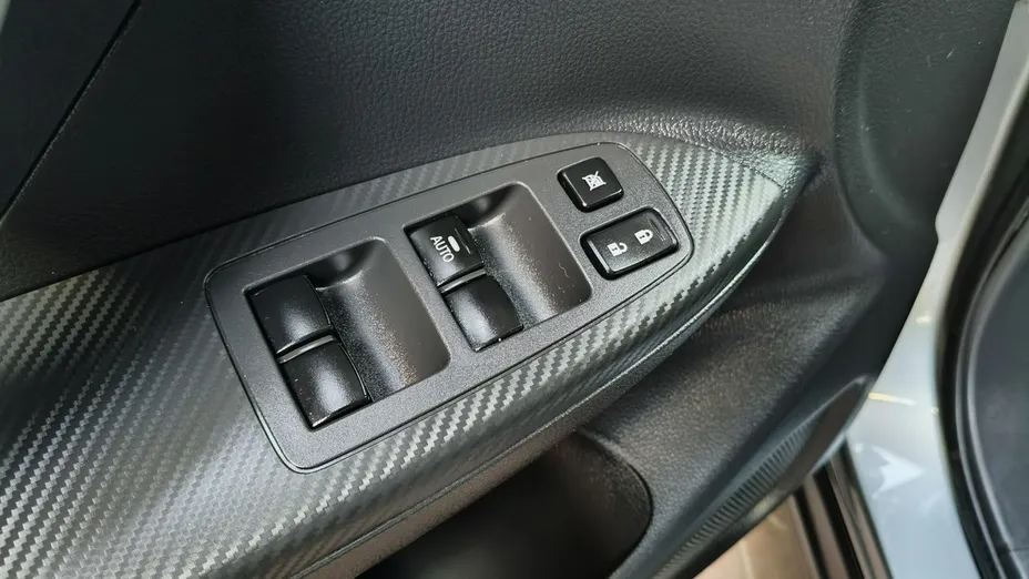 MITSUBISHI Eclipse Cross -