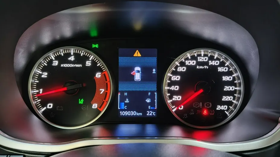 MITSUBISHI Eclipse Cross -