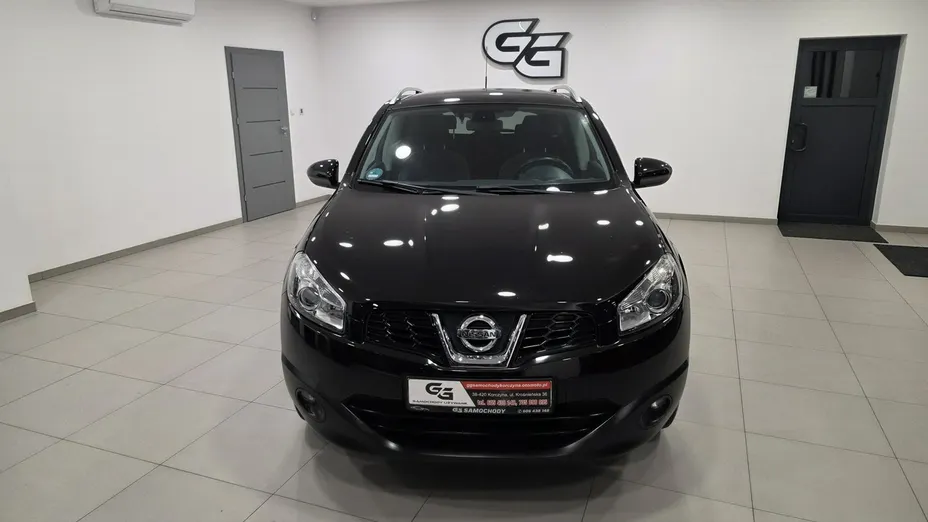 NISSAN Qashqai -