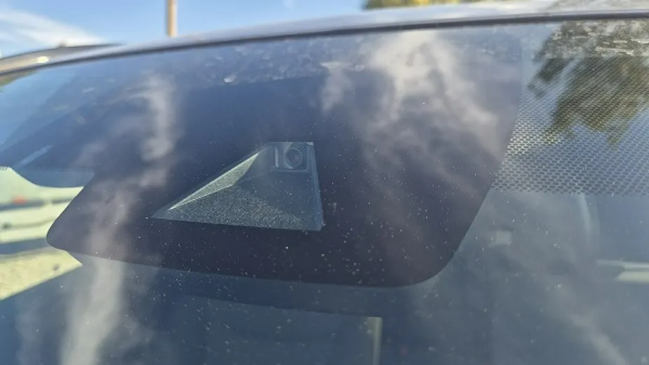 TOYOTA RAV4 -