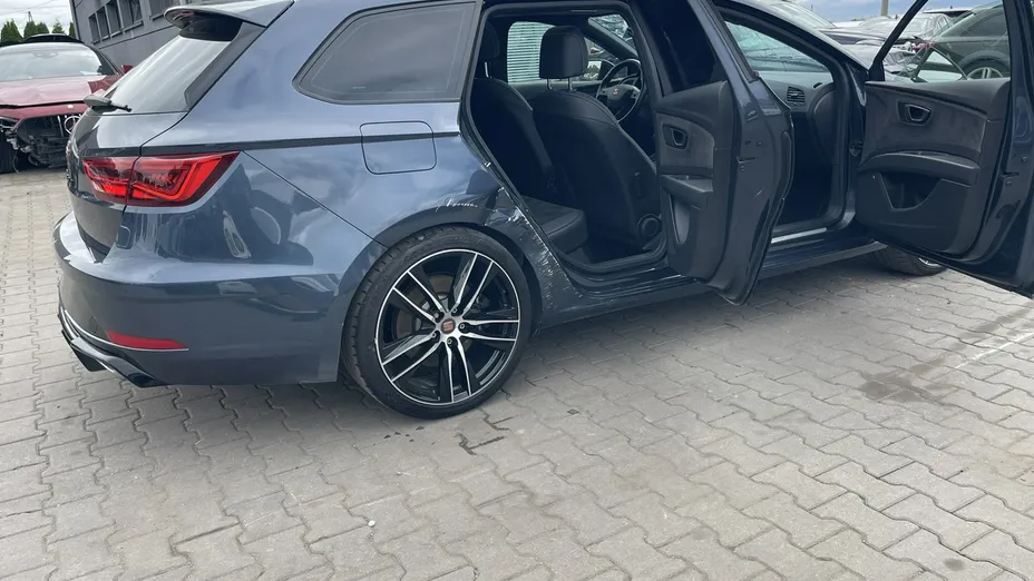 SEAT Leon -