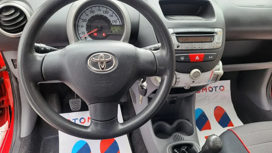TOYOTA Aygo -