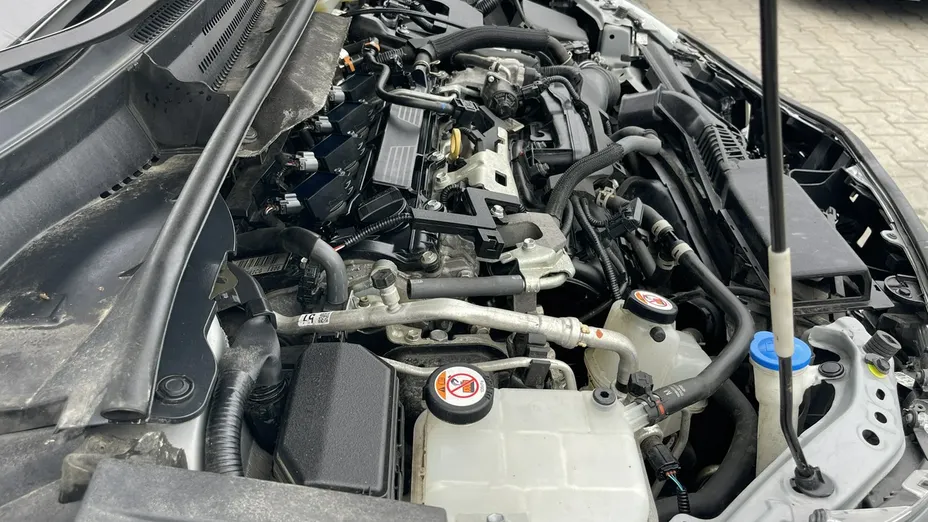 TOYOTA Corolla -