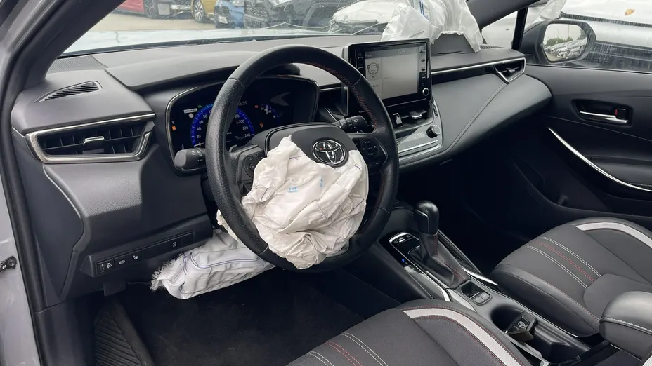 TOYOTA Corolla -
