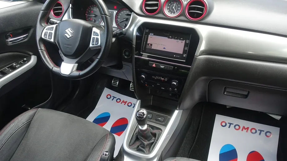 SUZUKI Vitara -