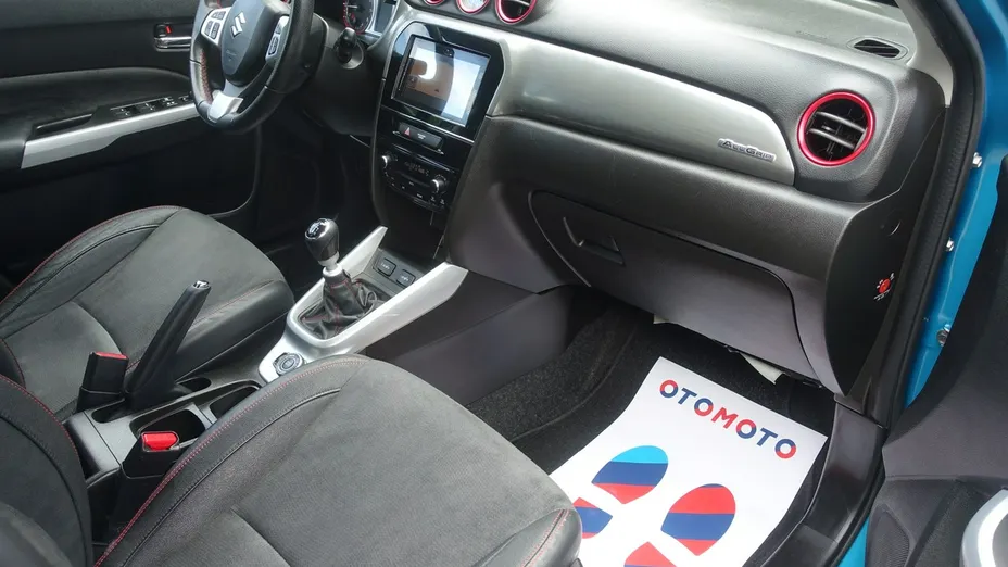 SUZUKI Vitara -