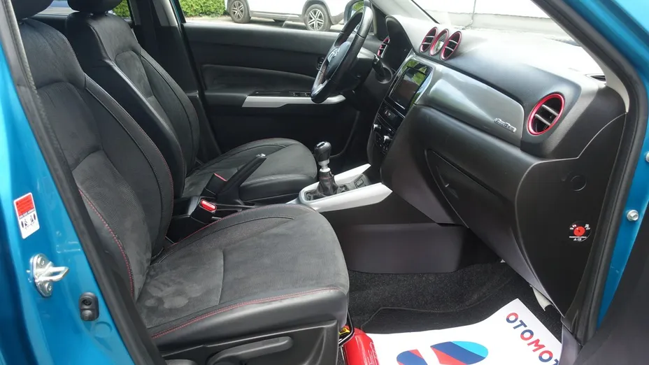 SUZUKI Vitara -