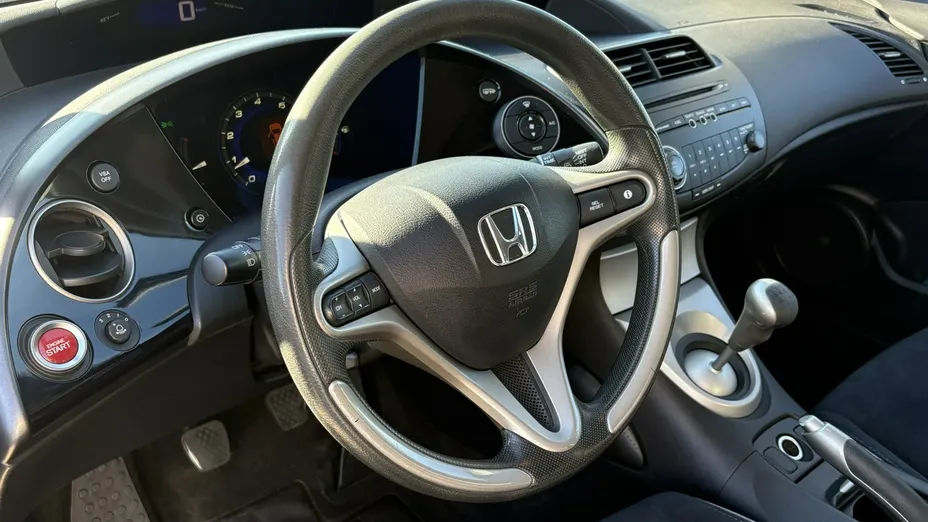 HONDA Civic -