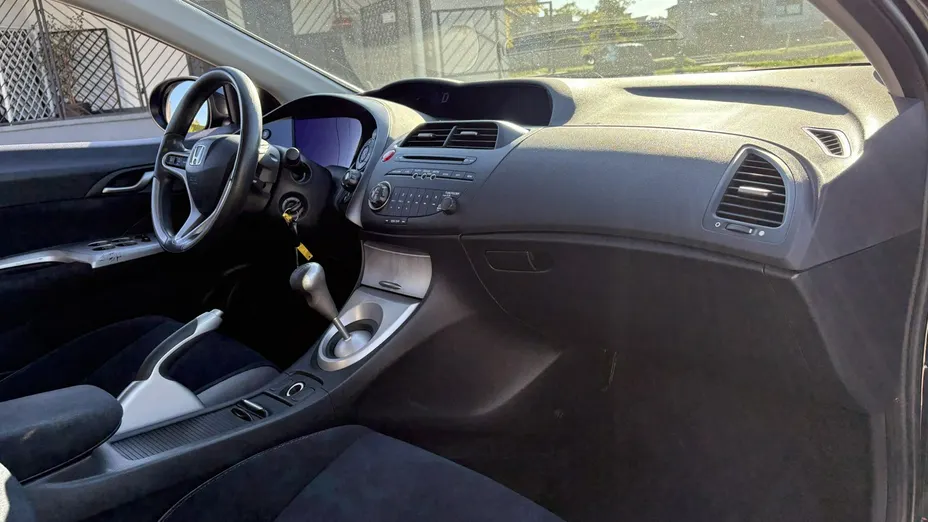 HONDA Civic -