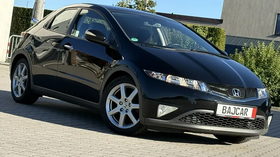 HONDA Civic -