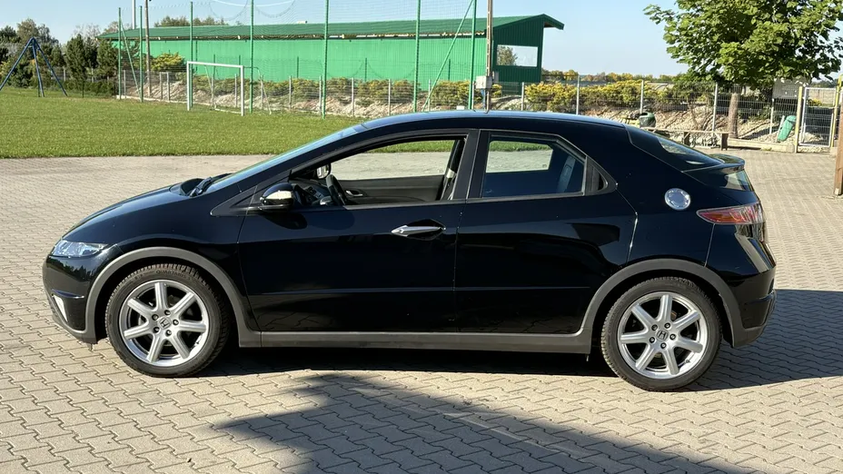 HONDA Civic -