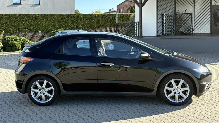 HONDA Civic -