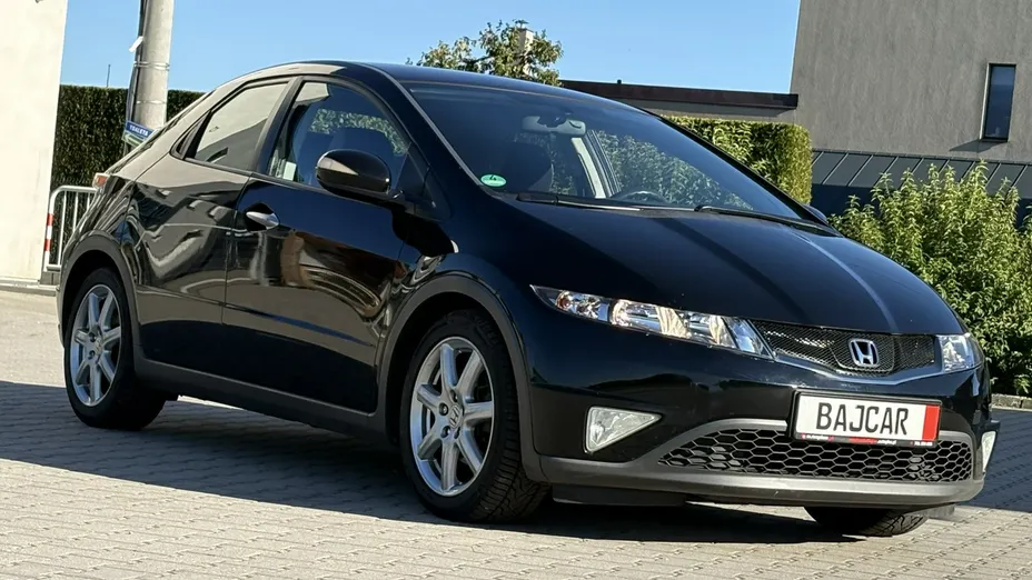 HONDA Civic -