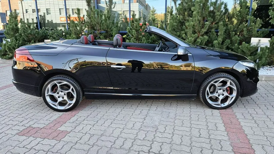 RENAULT Megane -