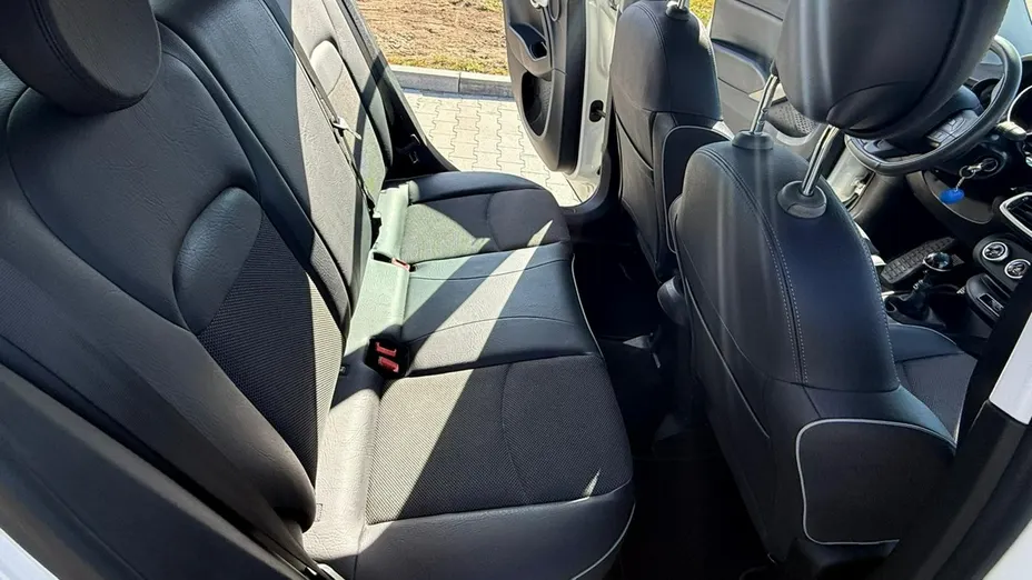 PEUGEOT 308 -