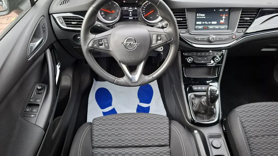 OPEL Astra -