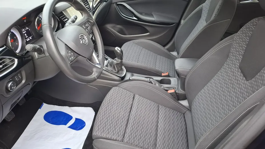 OPEL Astra -