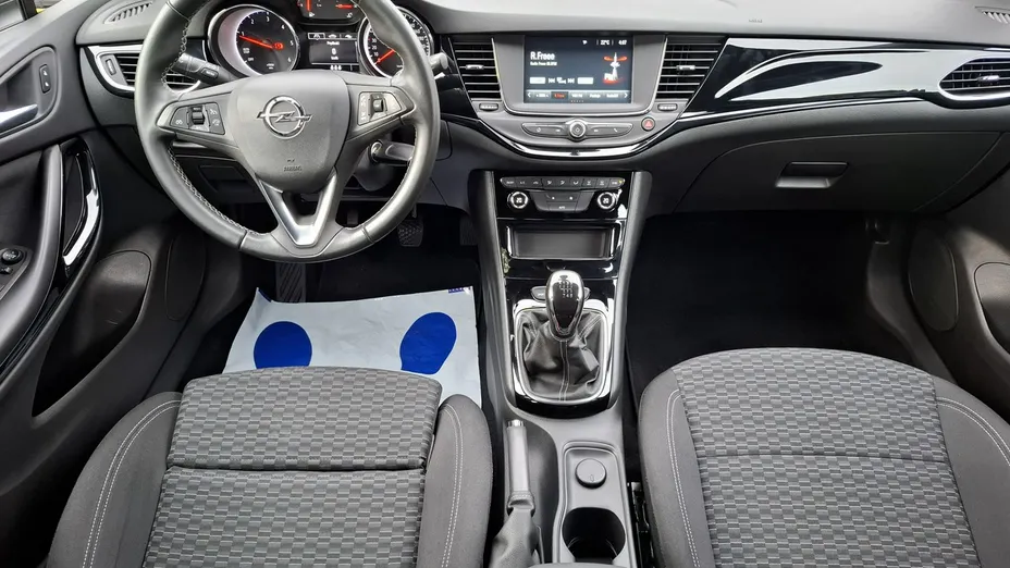 OPEL Astra -