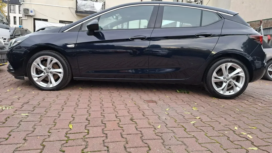 OPEL Astra -