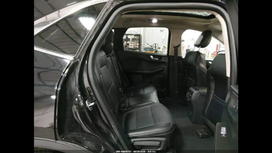 FORD Kuga -