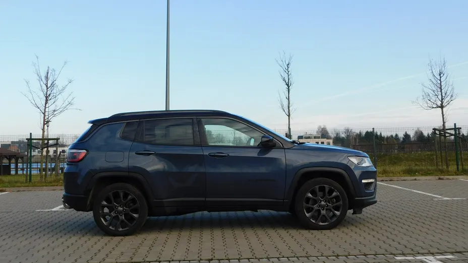 JEEP Compass -