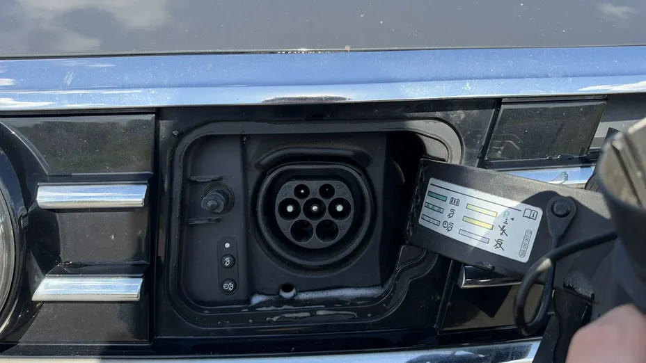 VOLKSWAGEN Passat -