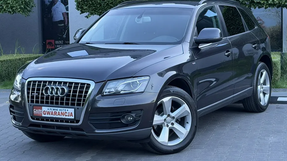 AUDI Q5 -