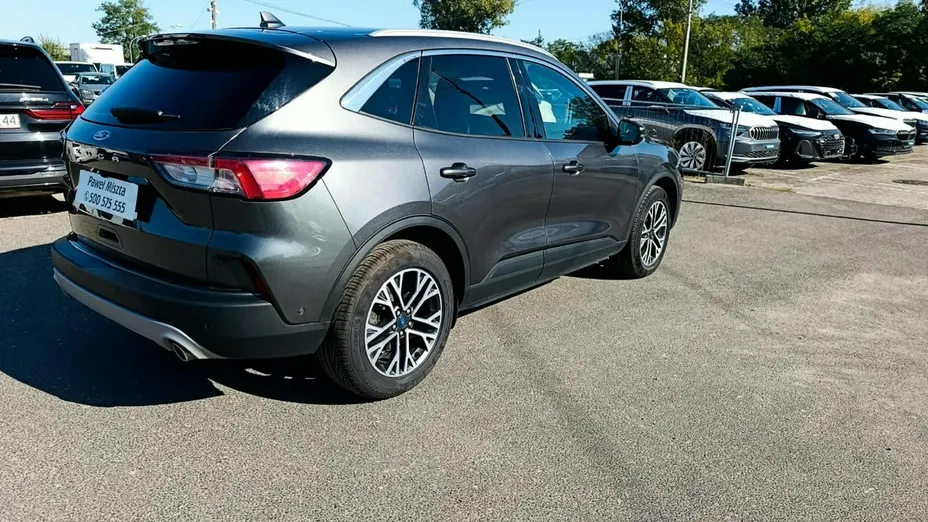 FORD Kuga -
