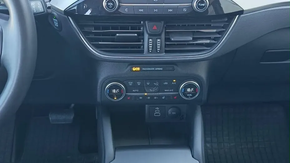 FORD Kuga -