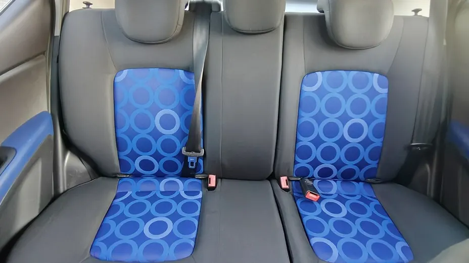 HYUNDAI i10 -