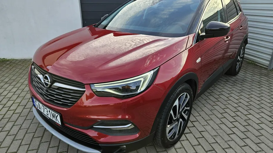 OPEL Grandland X -