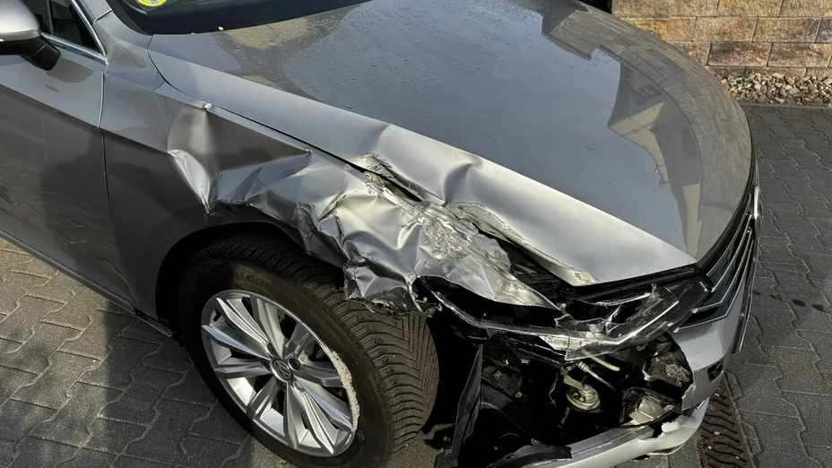 VOLKSWAGEN Passat -