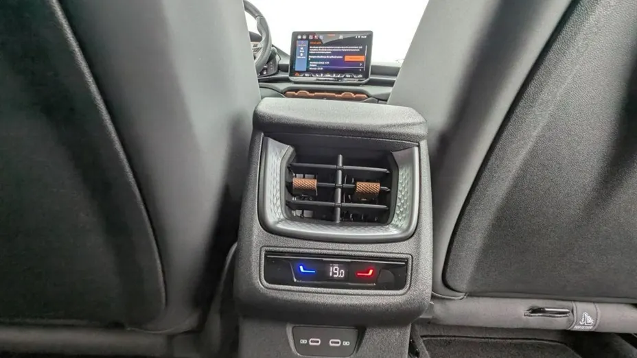 CUPRA Terramar -