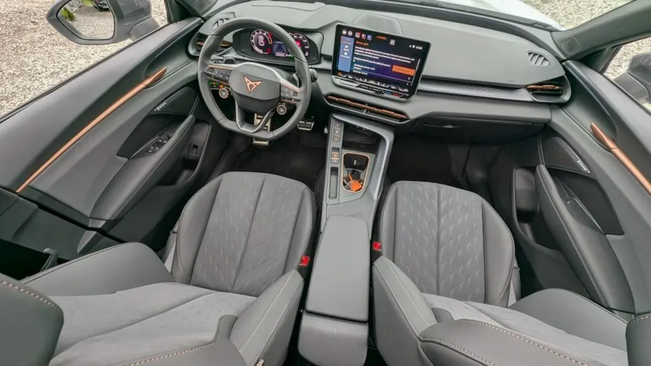 CUPRA Terramar -