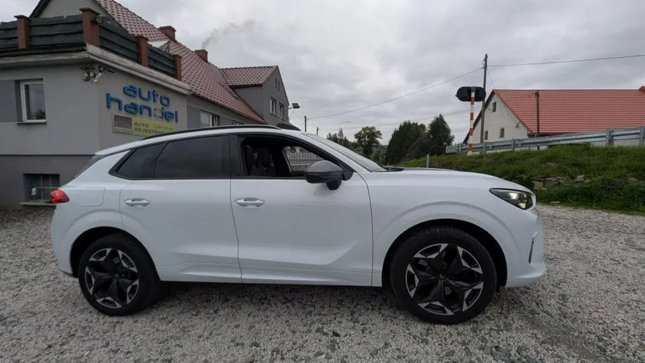 CUPRA Terramar -