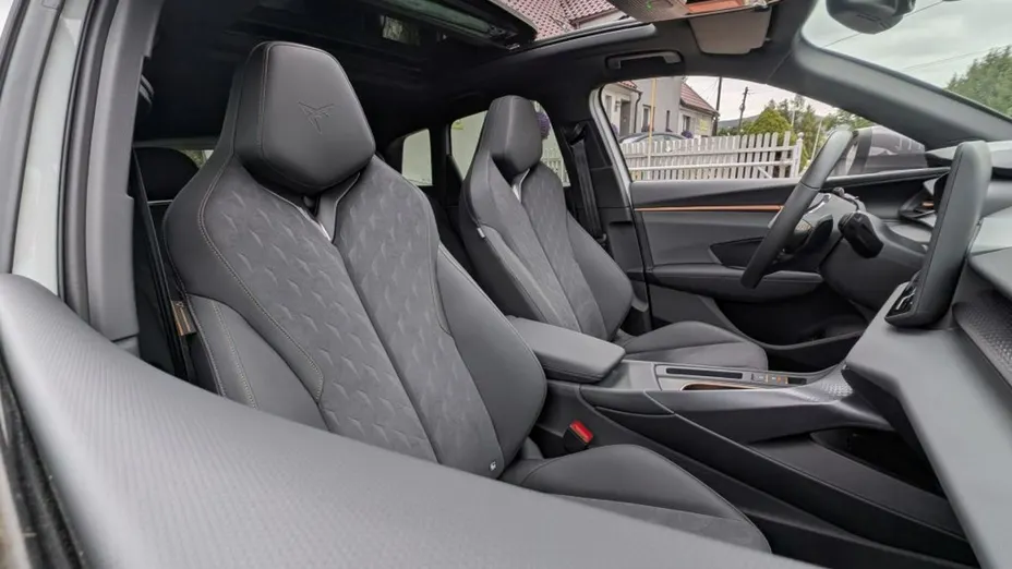 CUPRA Terramar -