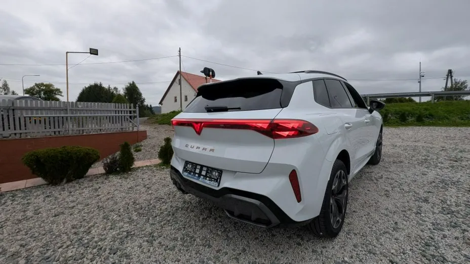 CUPRA Terramar -