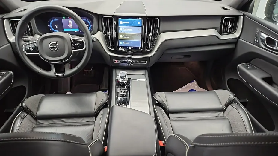 VOLVO XC60 -