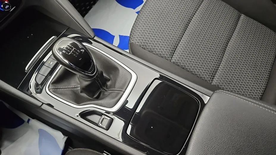 OPEL Insignia -