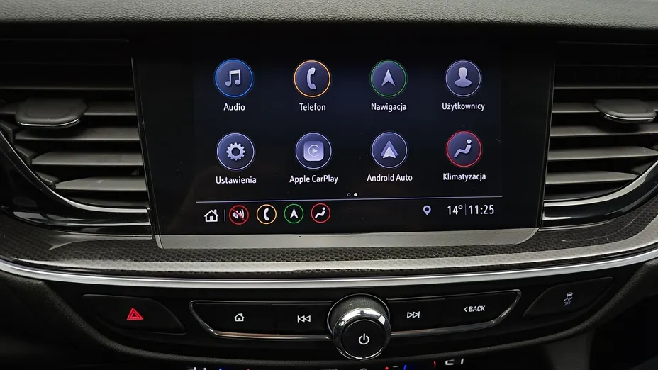 OPEL Insignia -