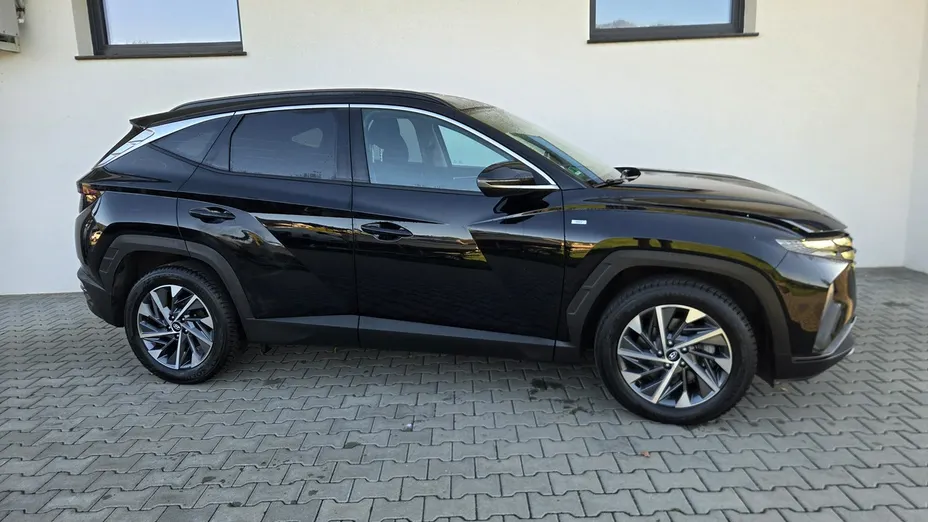 HYUNDAI Tucson -