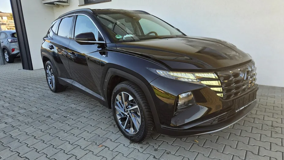 HYUNDAI Tucson -